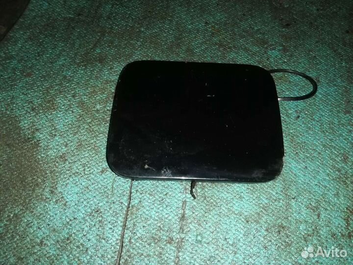 Лючок бензобака Форд Фокус 2