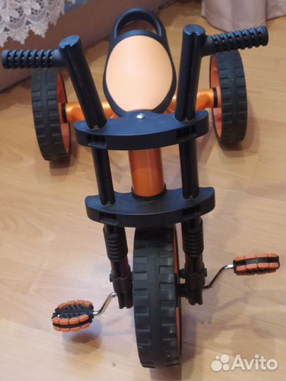 Детский трехколесный велосипед бу