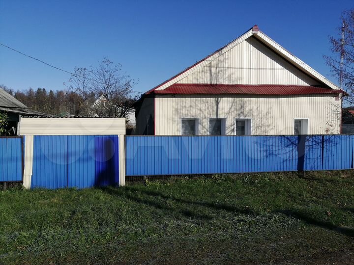 Дом 44,9 м² на участке 8 сот.