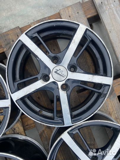 R15 Диски Литые 4х114.3