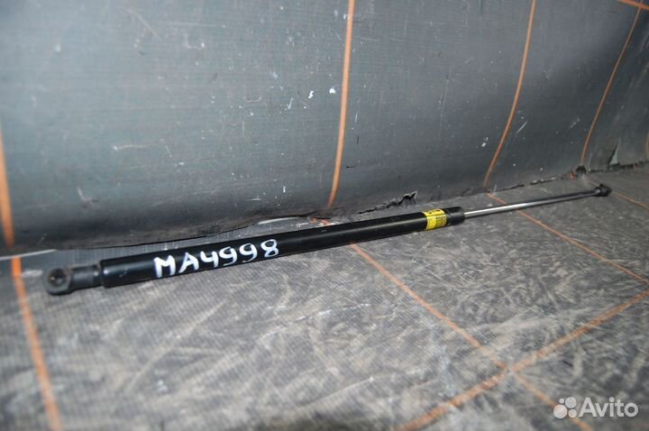 Амортизатор капота правый - Toyota Camry V50 V55