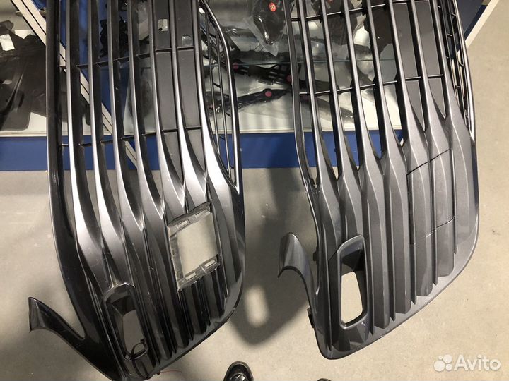 Верхняя решетка Камри 70