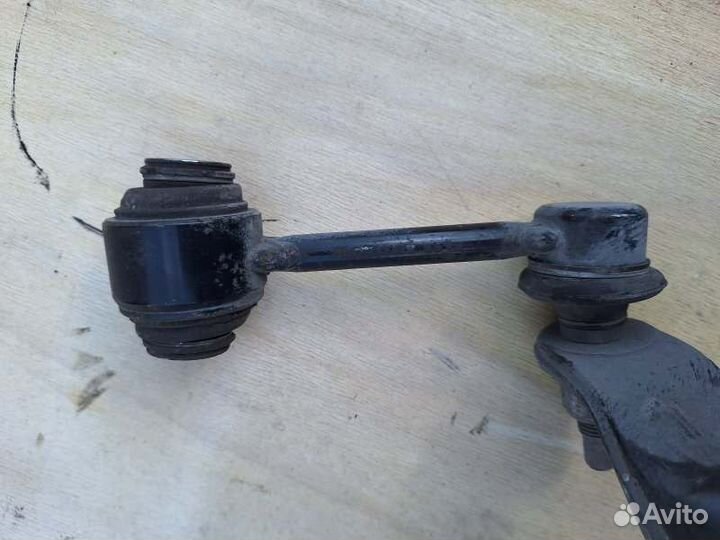 Стойка стабилизатора передней подвески передняя