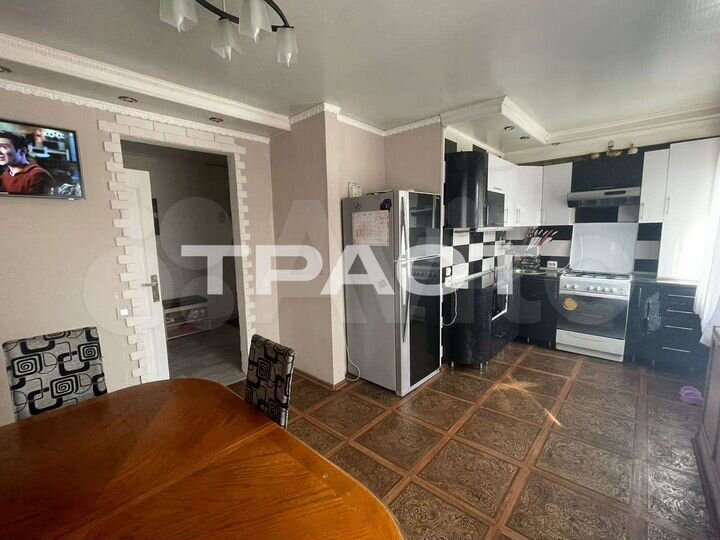 4-к. квартира, 63,3 м², 2/5 эт.