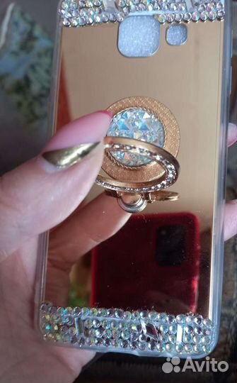 Чехол на телефон