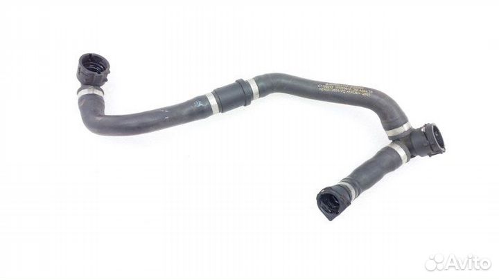 Патрубок системы охлаждения Mercedes-Benz E-Class