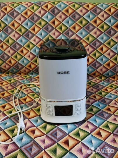 Увлажнитель воздуха bork H710