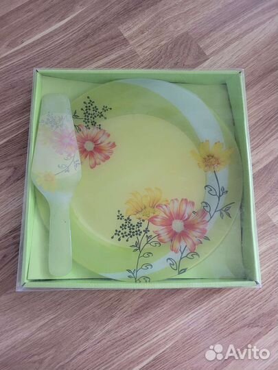 Блюдо для торта с лопаткой