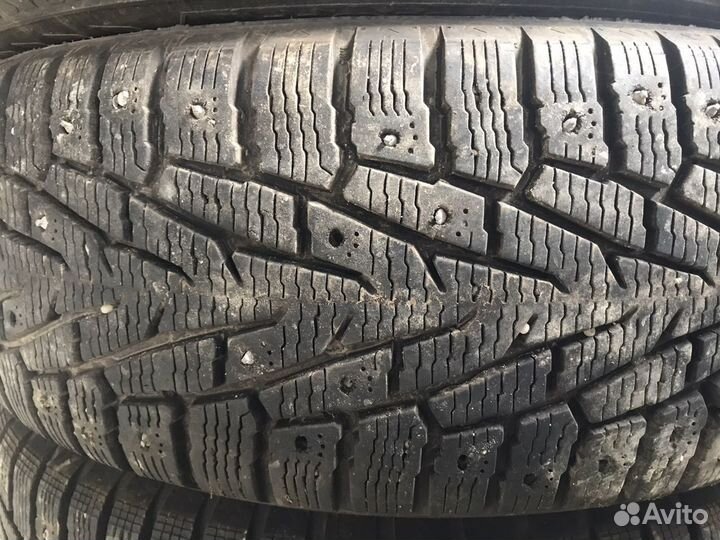 Nokian Tyres Hakkapeliitta 7 SUV 235/65 R17