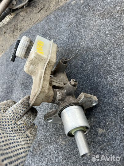 Главный тормозной цилиндр LADA Kalina