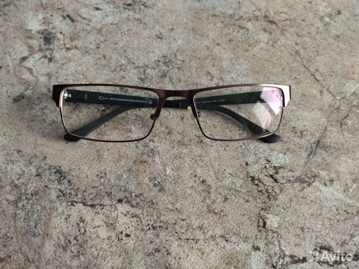 Очки минус 1.75