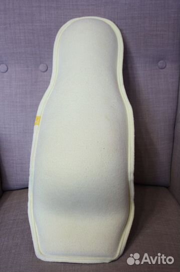 Кокон для кормления Momby