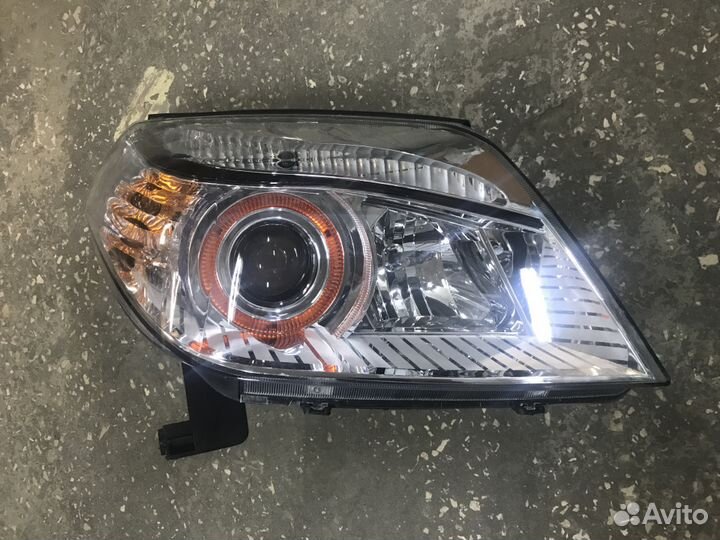 Фара правая новая Geely MK Cross