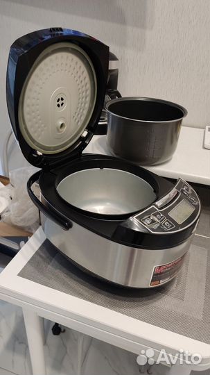 Мультиварка Redmond RMC- M4510