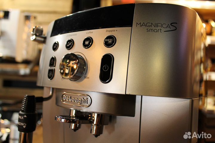 Кофемашина DeLonghi ecam 250.31 SB