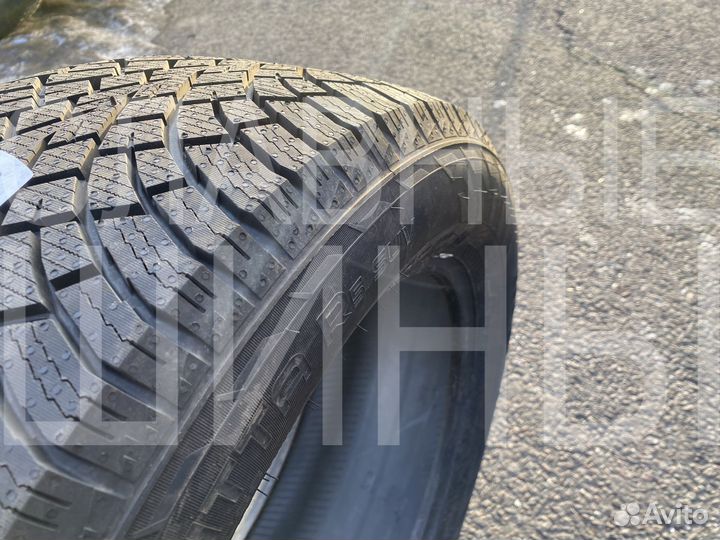 Nokian Tyres Hakkapeliitta R5 235/45 R18 98T