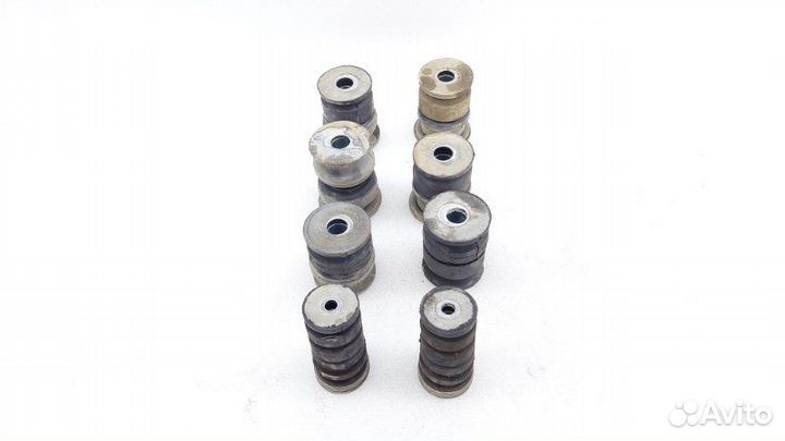 Подушка кузова Toyota Land Cruiser Prado J150