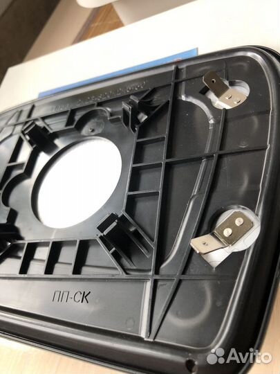 Зеркалбный элемени с обогревом Нива chevrolet