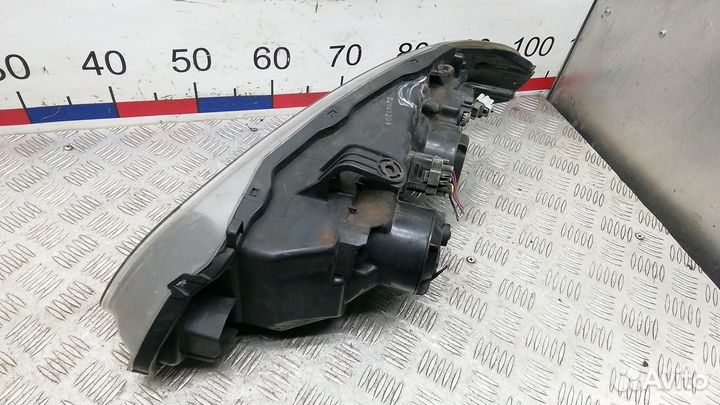 Фара Nissan Almera N16 (2000-2006)