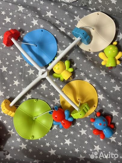 Мобиль музыкальный на кроватку новый