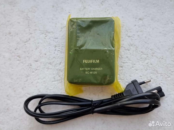 Fujifilm charger bc-w126