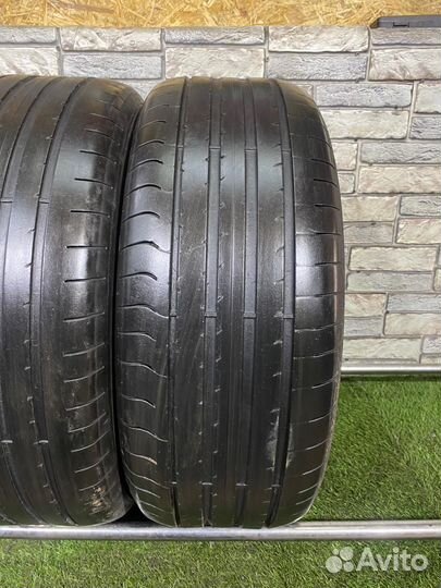 Sava Intensa UHP 2 225/55 R17