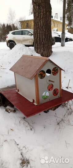 Кормушка для птиц
