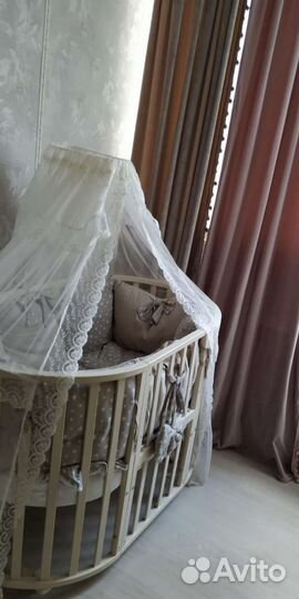 Детская кроватка