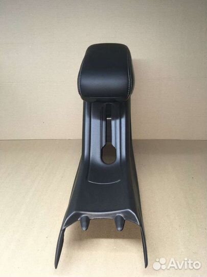 Подлокотник бар Веста