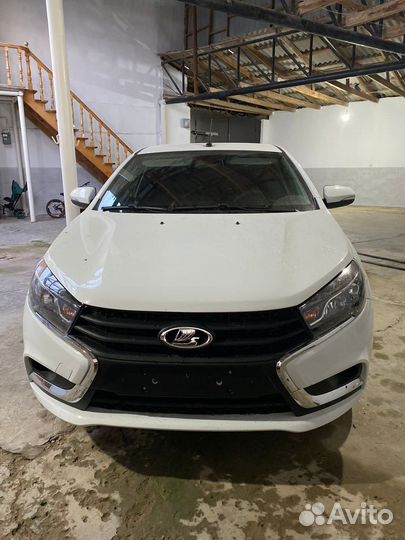 Сиденья на весту