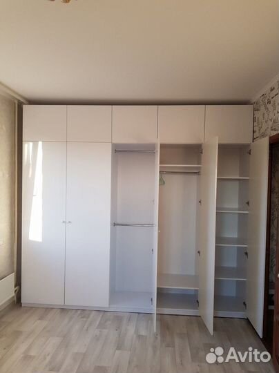 Стенка в гостиную