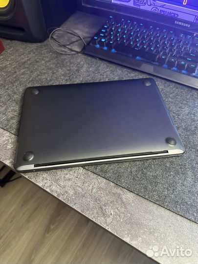 Macbook pro 13 m1 16gb 1tb