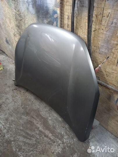 Капот LADA vesta