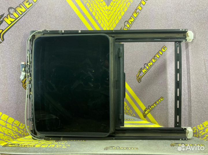 Люк задний Toyota Alphard H10 2004 Альфард