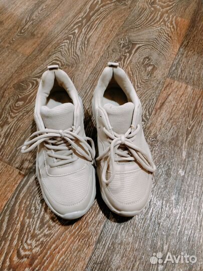 Кроссовки Waikiki