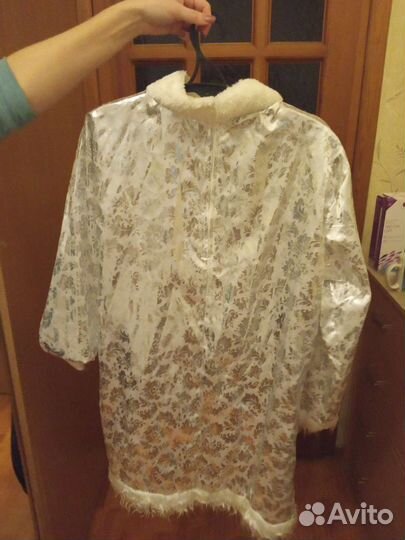 Костюм Снегурочки р.42-44, рост 150-155см