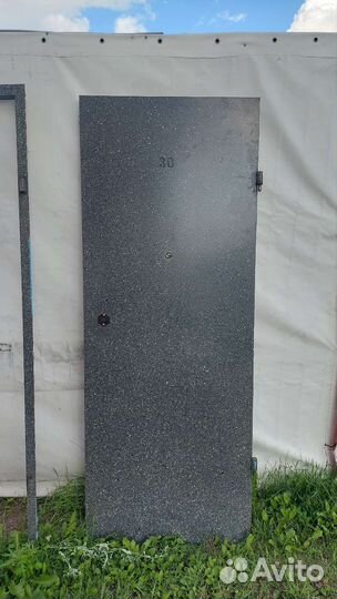 Дверь входная железная бу