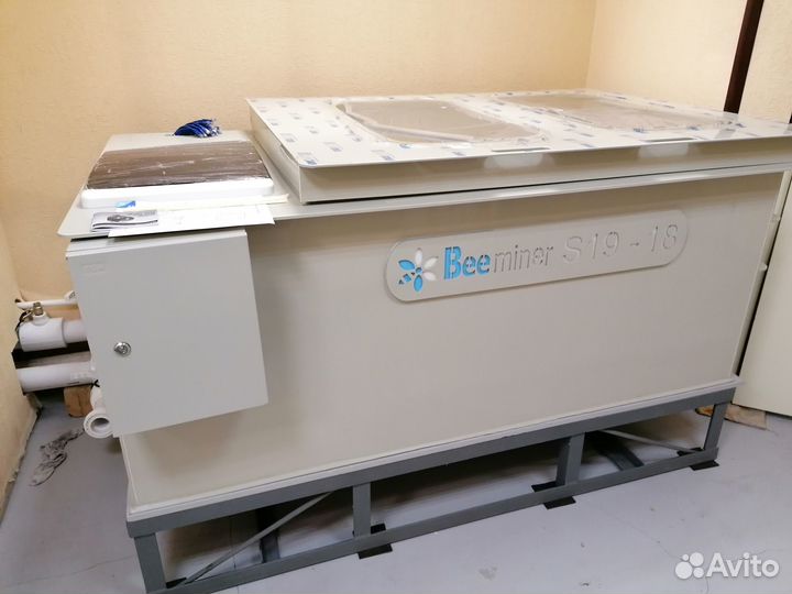 Ванна для майнинга Beeminer hive-S19-18