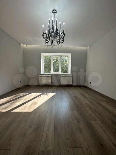 1-к. квартира, 50 м², 1/4 эт.