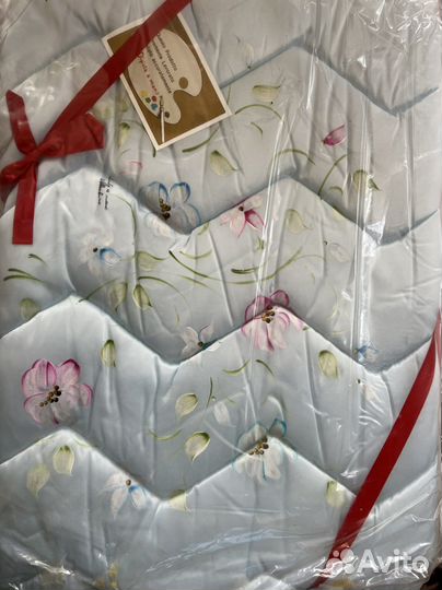 Покрывало с подушками