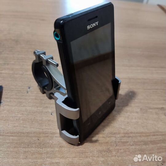 Штатив для телефона на руль