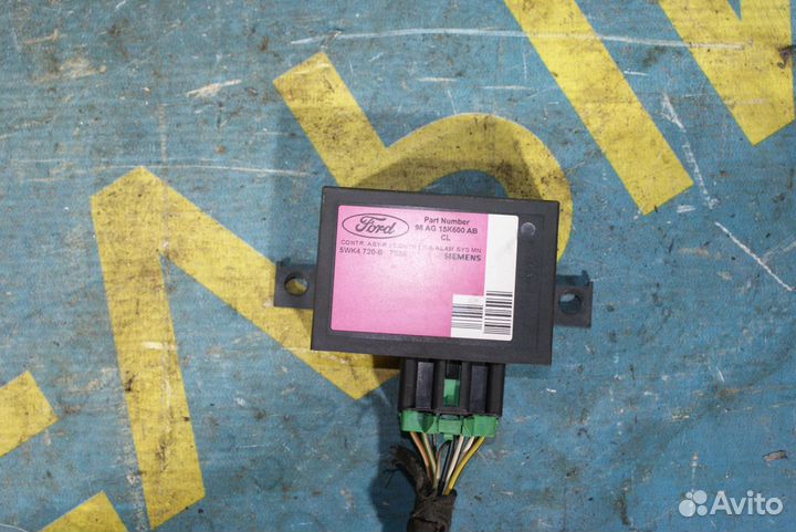 Блок управления центральным замком Ford Focus 1