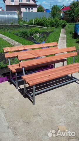 Садовая скамейка