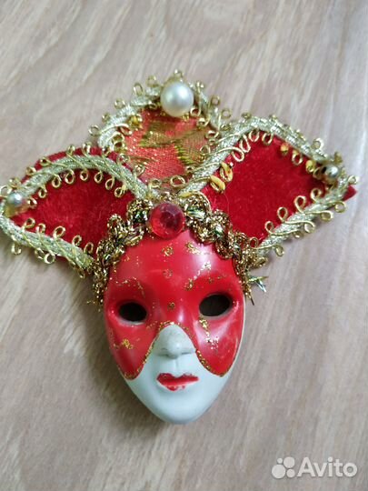 Маска венецианская на магните, Италия