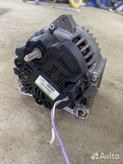 Генератор renault k9k 8200667608 1.5 dci