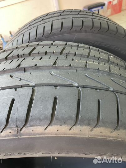 Pirelli P Zero 285/40 R22 и 325/35 R22
