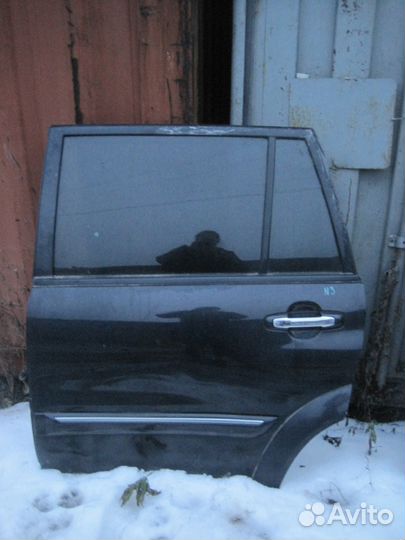 Suzuki Grand Vitara XL-7 дверь задняя левая