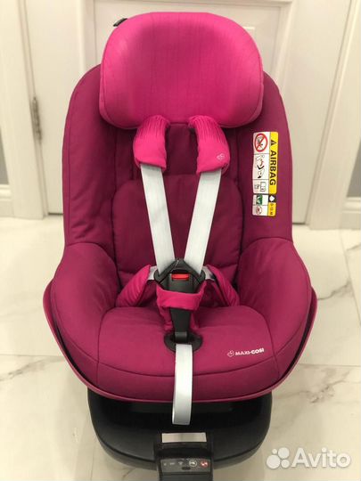Кресло Maxi Cosi 2wayPearl (9-18кг) с базой