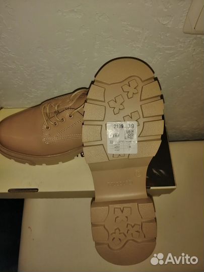 Полуботинки женские 39 размер