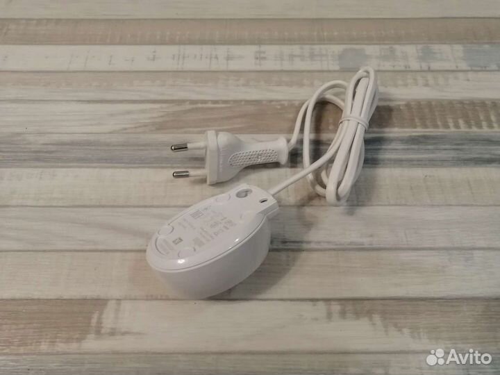 Зарядное устройство зубная щетка Braun Oral-B